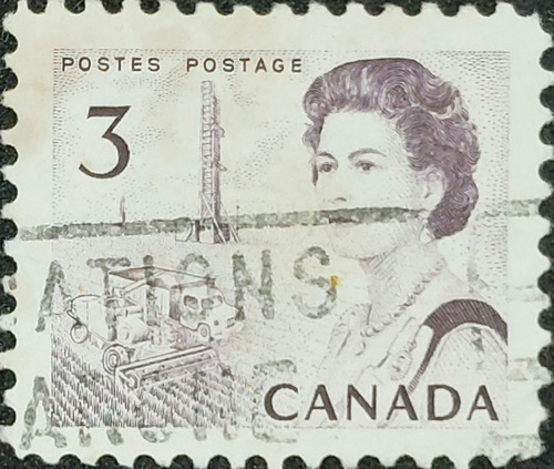 Canada Stamp - Queen Elizabeth II & Prairies (1967) 3¢